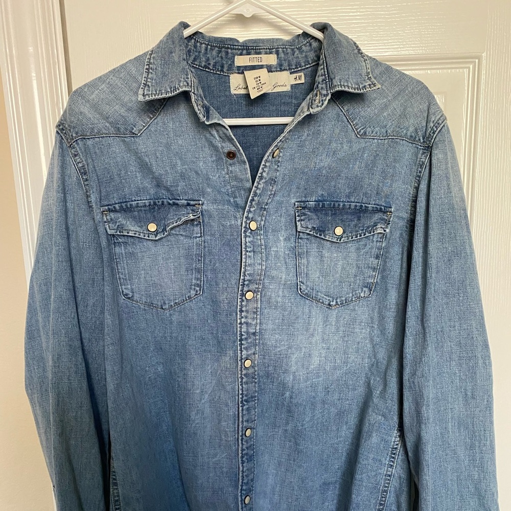 Men’s H&M denim button up